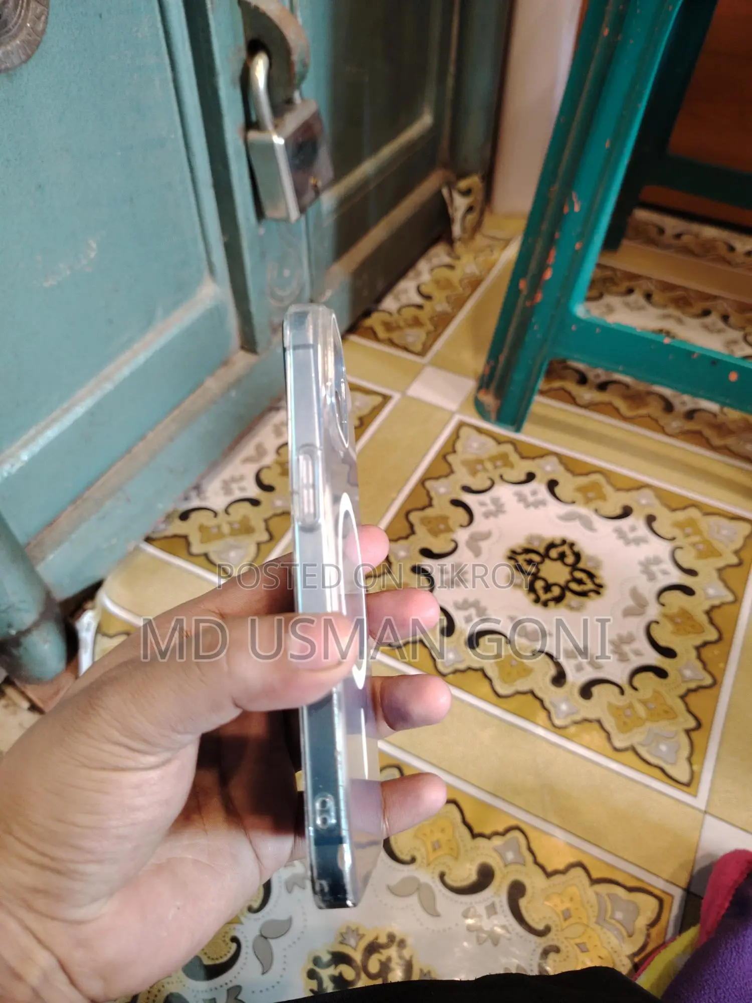 Apple iPhone 13, (Used)