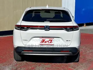Honda Vezel Hybrid X package 2021