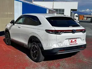 Honda Vezel Hybrid X package 2021