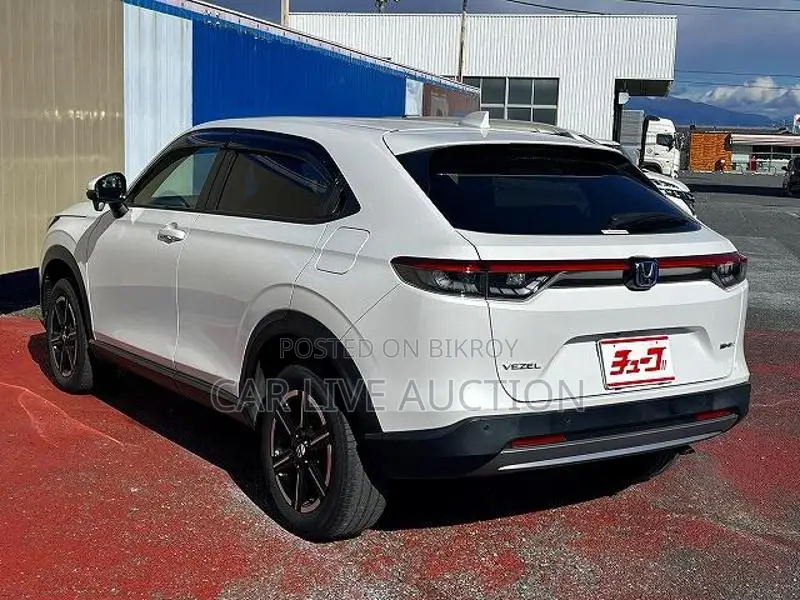 Honda Vezel Hybrid X package 2021