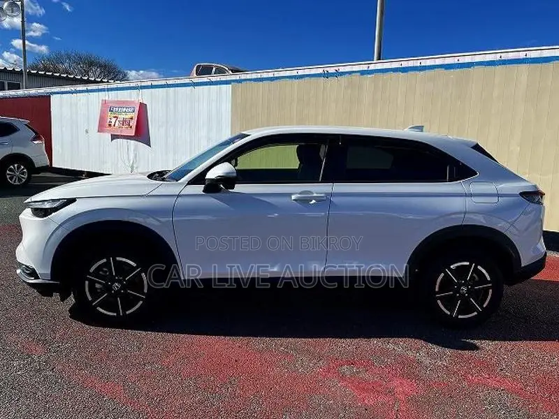 Honda Vezel Hybrid X package 2021