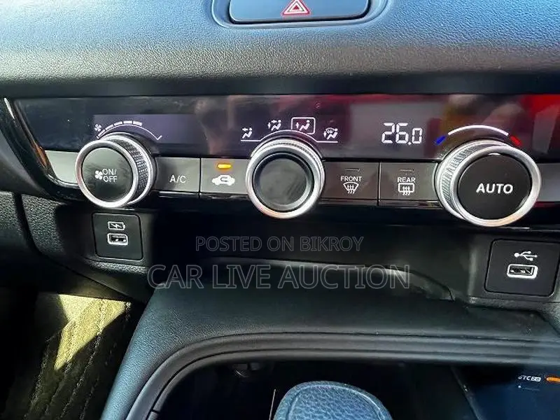 Honda Vezel Hybrid X package 2021