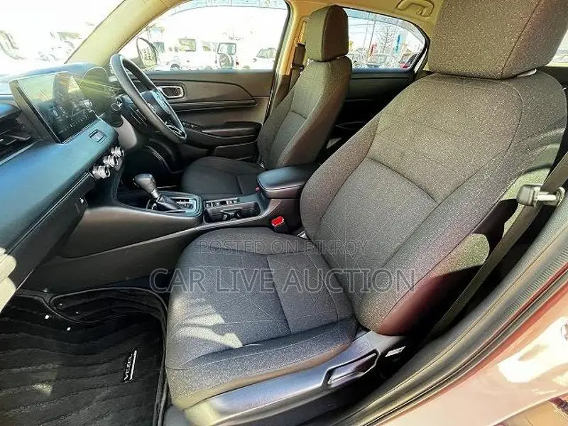 Honda Vezel Hybrid X package 2021