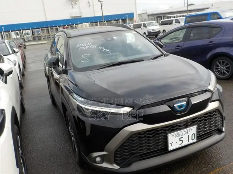 Toyota Corolla Cross z p k g 2023