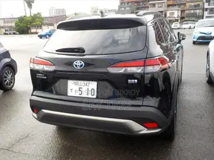 Toyota Corolla Cross z p k g 2023