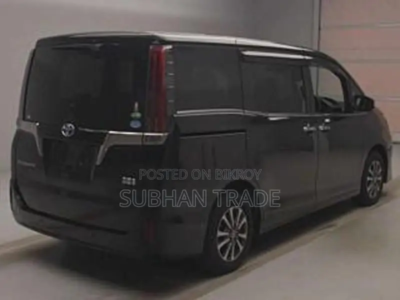 Toyota Esquire GI PREMIUM HYBRID 2021