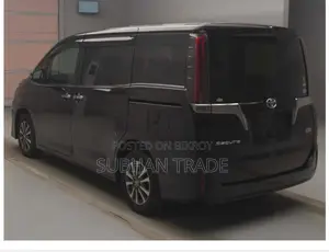 Toyota Esquire GI PREMIUM HYBRID 2021