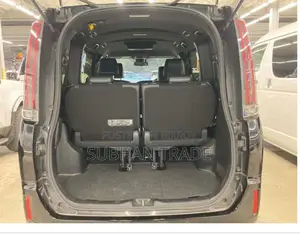 Toyota Esquire GI PREMIUM HYBRID 2021