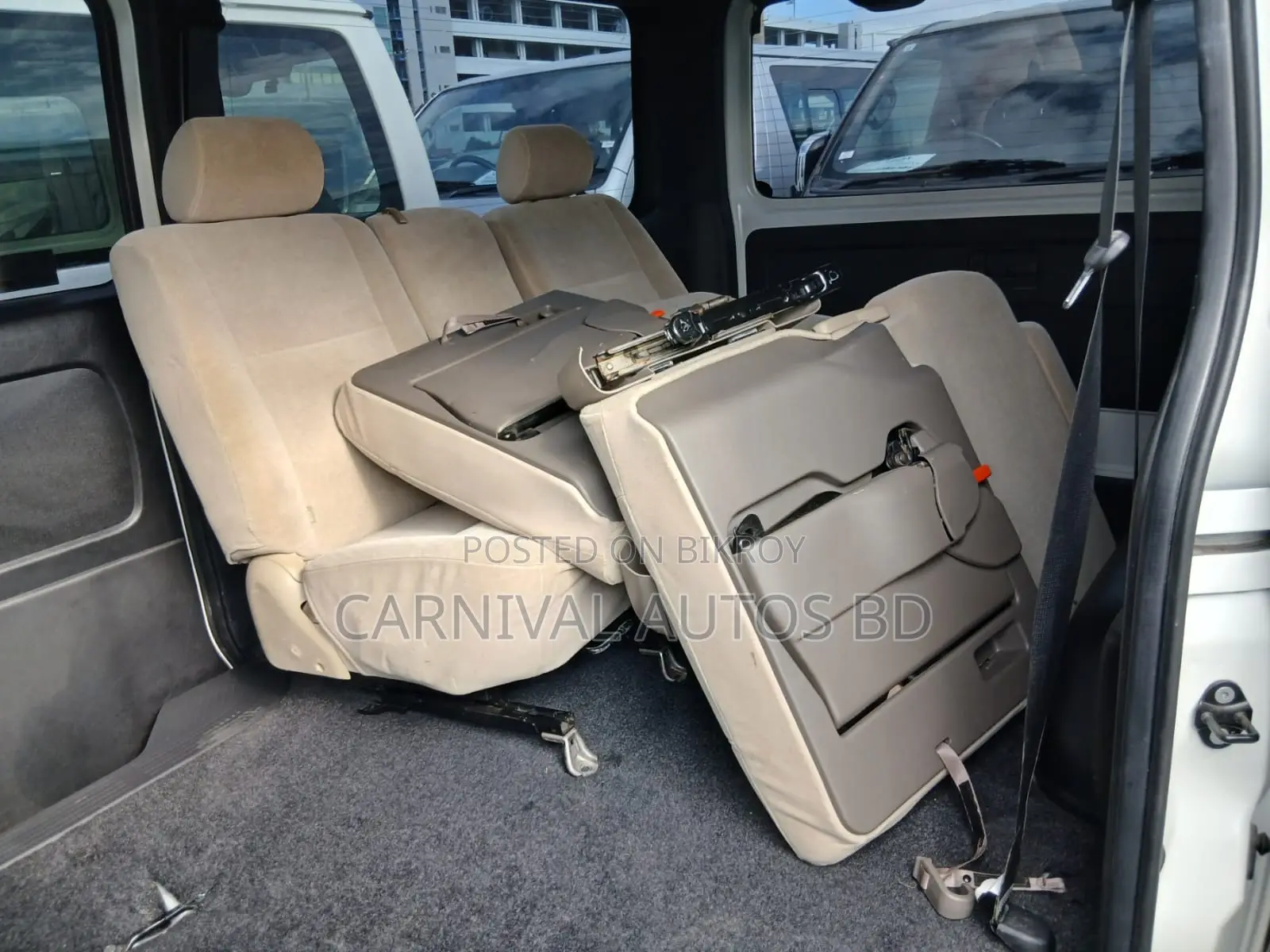 Toyota Hiace SUPER GL DARK PRIME 2020