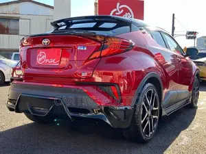 Toyota C-HR Hybrid S 2021