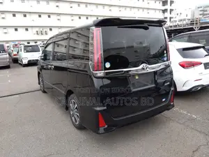 Toyota Noah Si WXB 2020