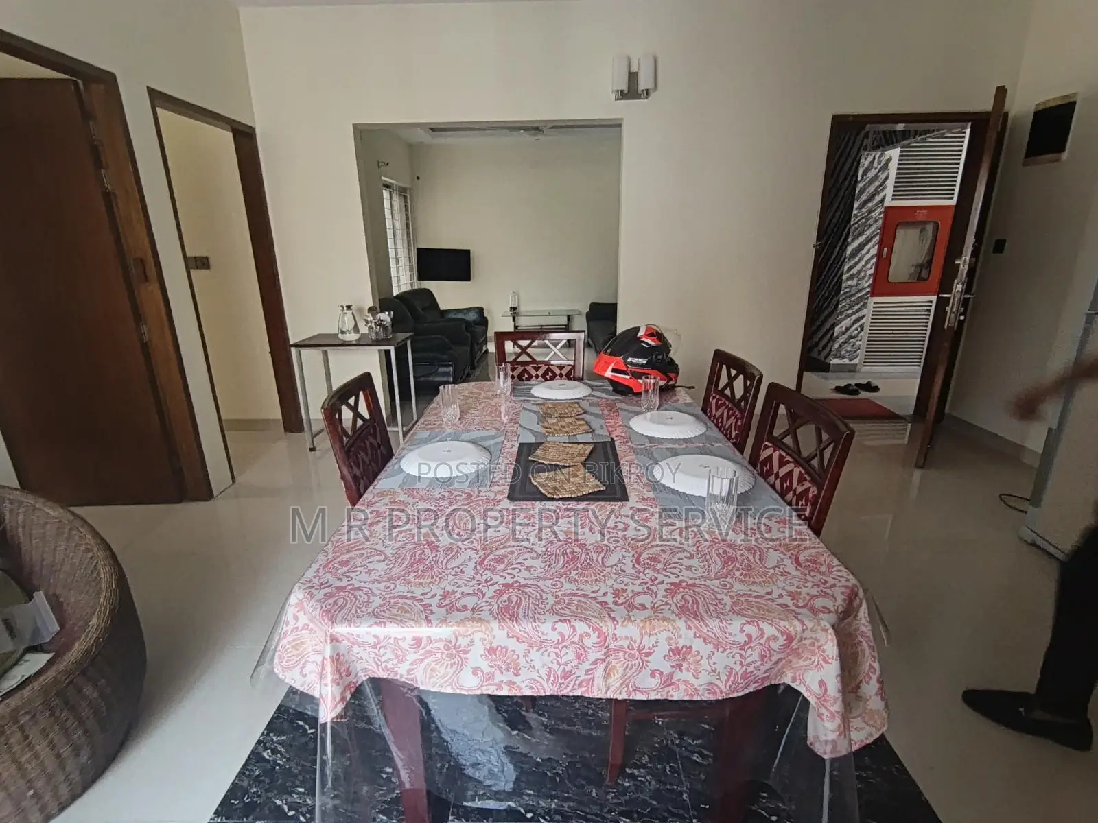 বনানীতে ৩ বেডের সুন্দর ফুল ফার্নিশড অ্যাপার্টমেন্ট ভাড়া হবে