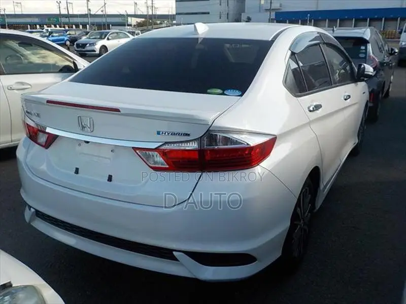 Honda Grace EX 2019