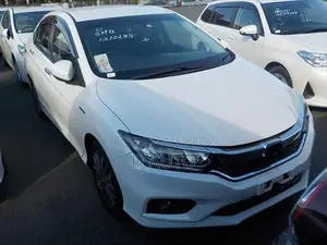 Honda Grace EX 2019