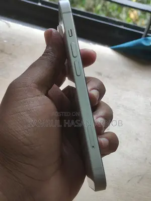Apple iPhone 14 (Used)
