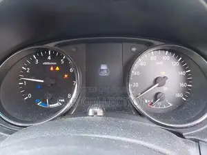 Nissan X-Trail 20Xi Hybrid Pearl 2020