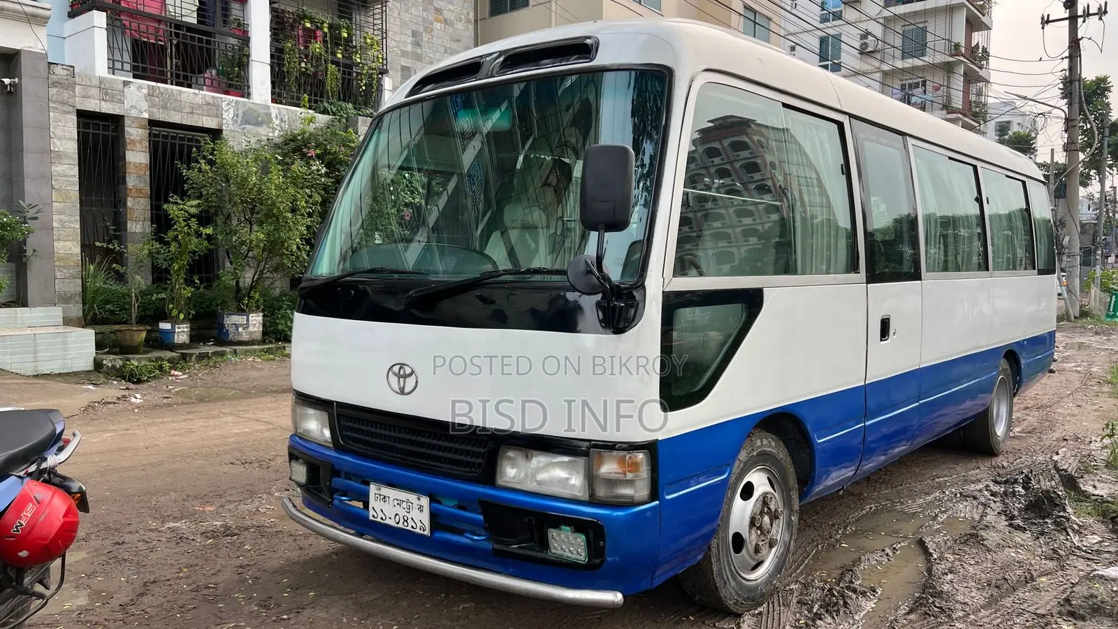 Toyota Coaster 2005