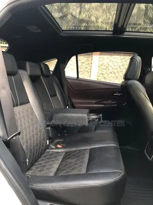 Toyota Harrier ADVANCE PREMIUM 2015