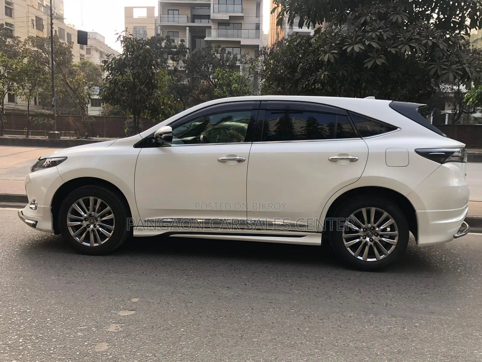 Toyota Harrier ADVANCE PREMIUM 2015