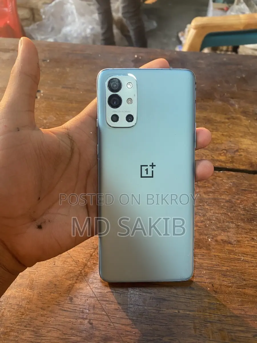 OnePlus 9R (Used)