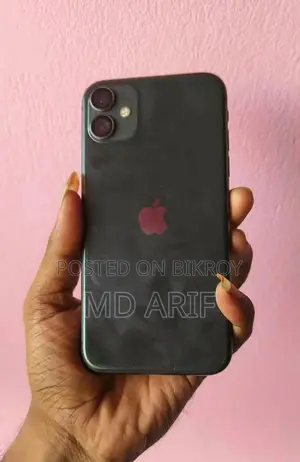 Apple iPhone 11 (Used)