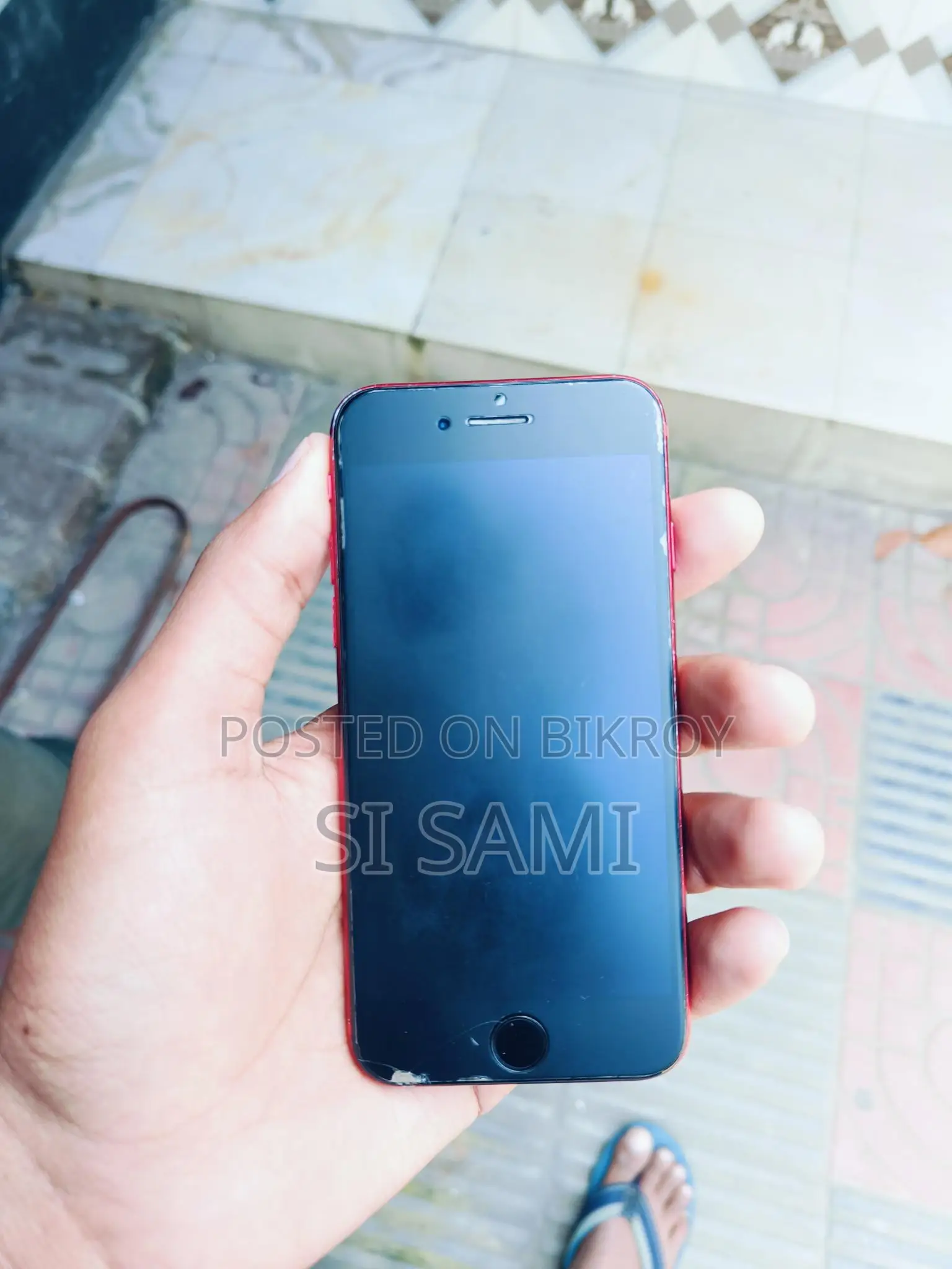 Apple iPhone SE 2020 (ব্যবহৃত)