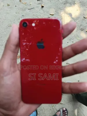 Apple iPhone SE 2020 (ব্যবহৃত)