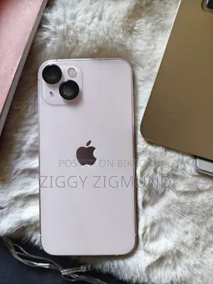 Apple iPhone 13 128gb (Used)