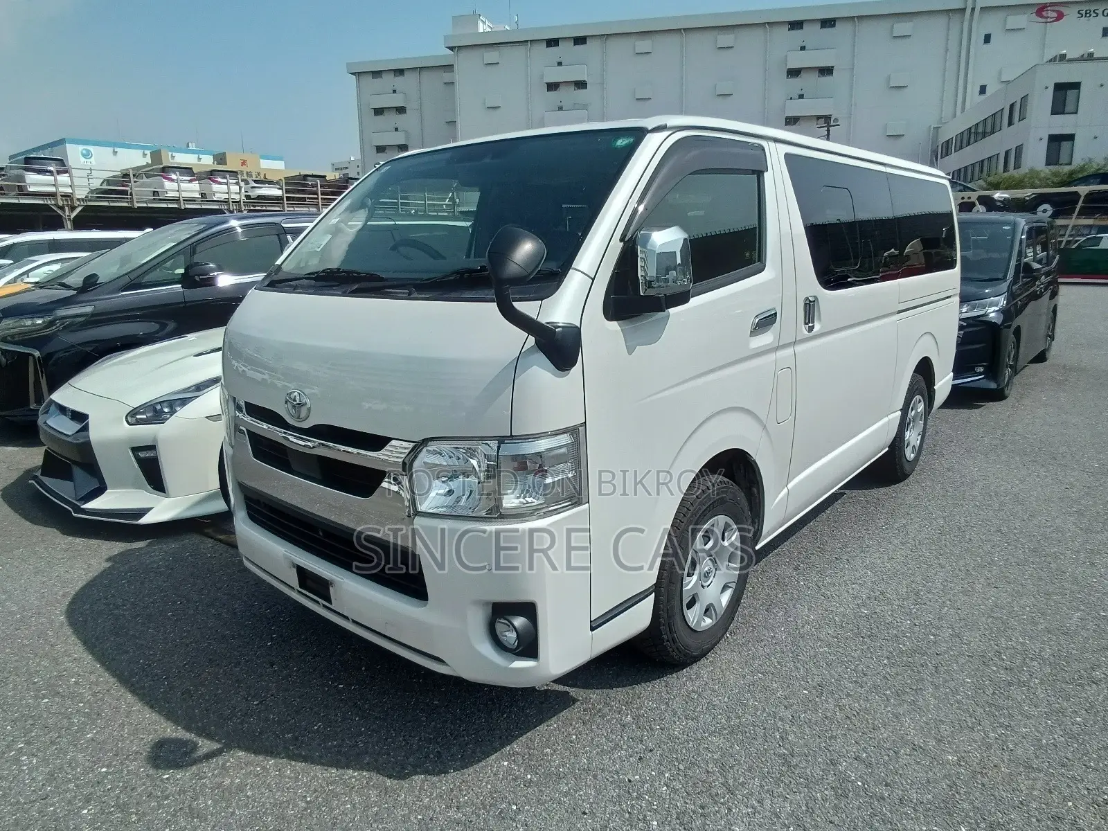Toyota Hiace SUPER GL 360 CAMERA 2020