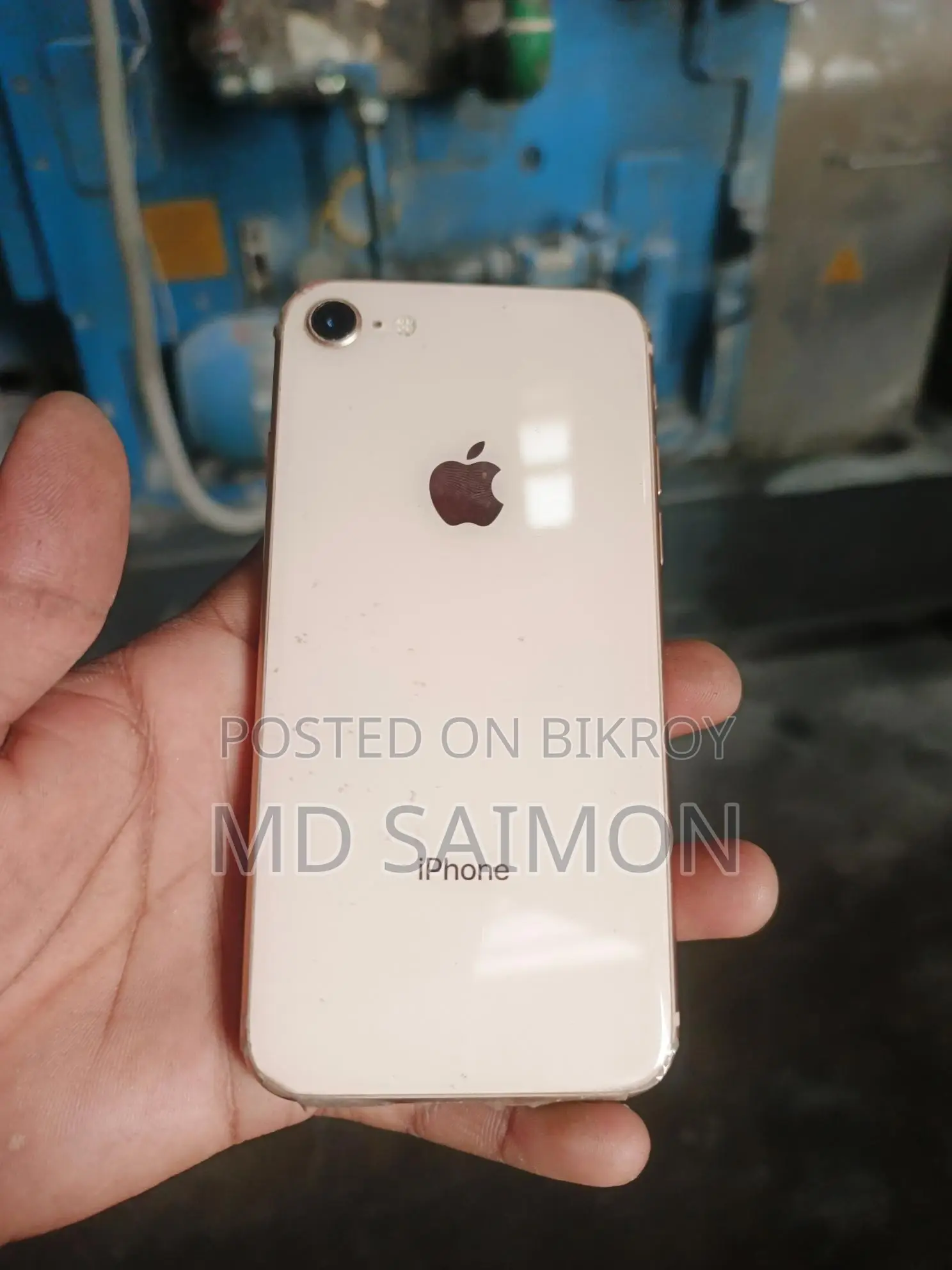Apple iPhone 8 (Used)