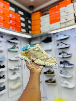 Premium Sneakers