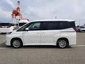 Toyota Noah Z HYBRID 2022