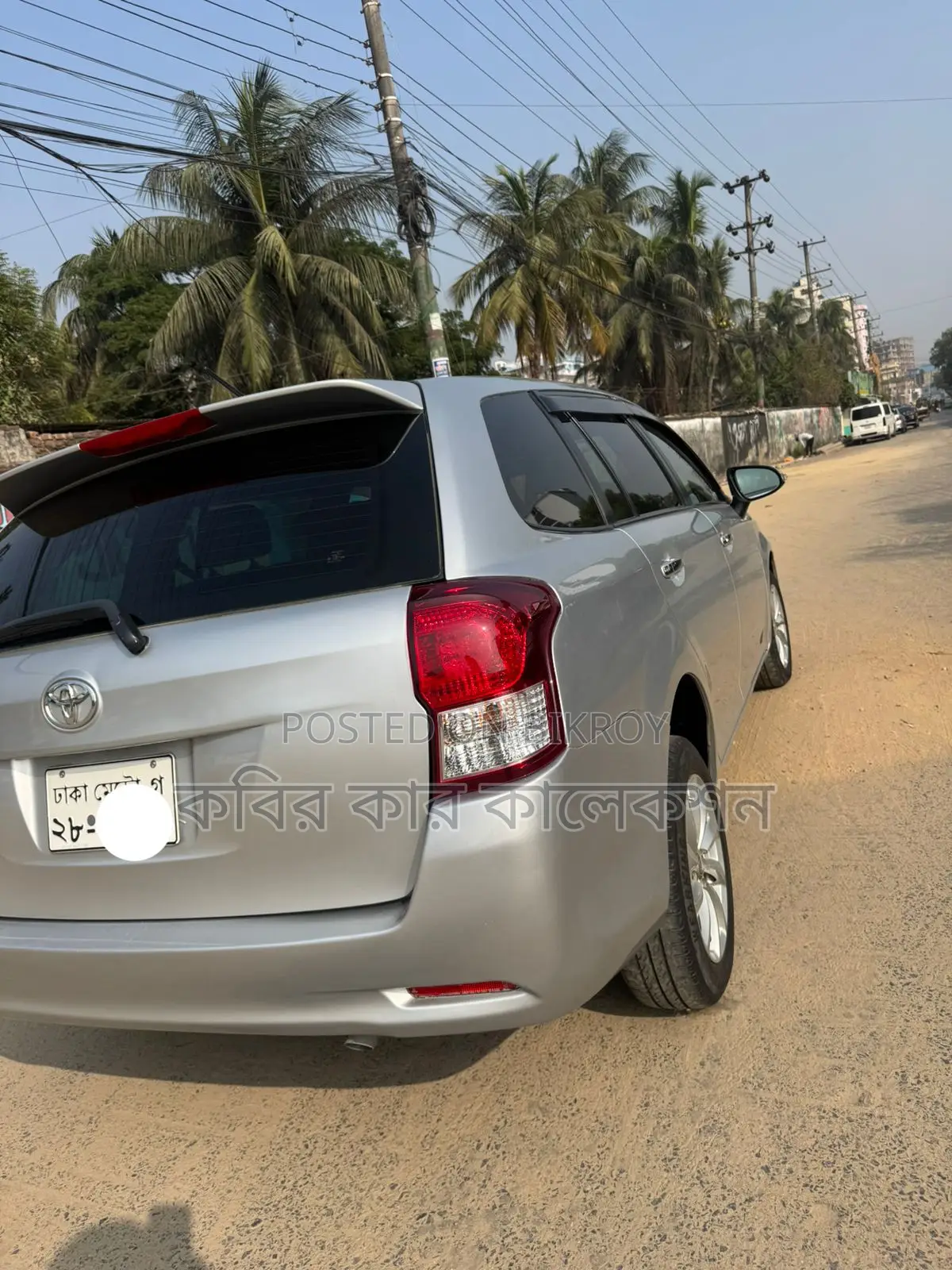 Toyota Fielder silver 2012