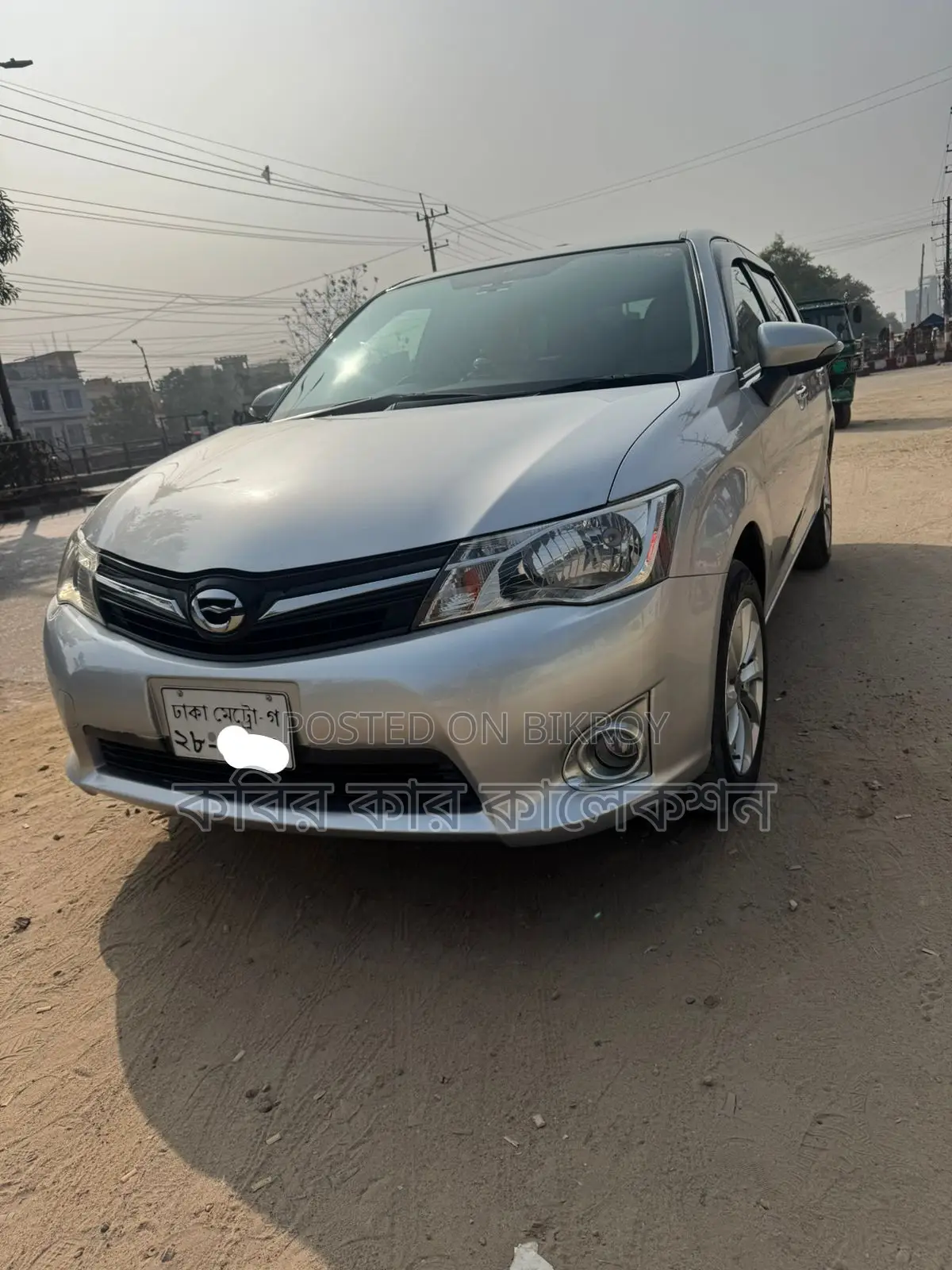 Toyota Fielder silver 2012