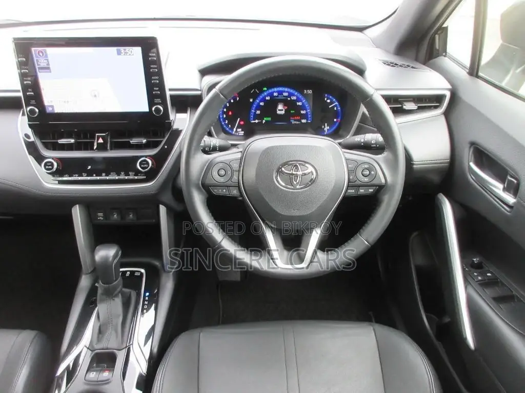 Toyota Corolla Cross Z LEATHER MOONROOF 2022