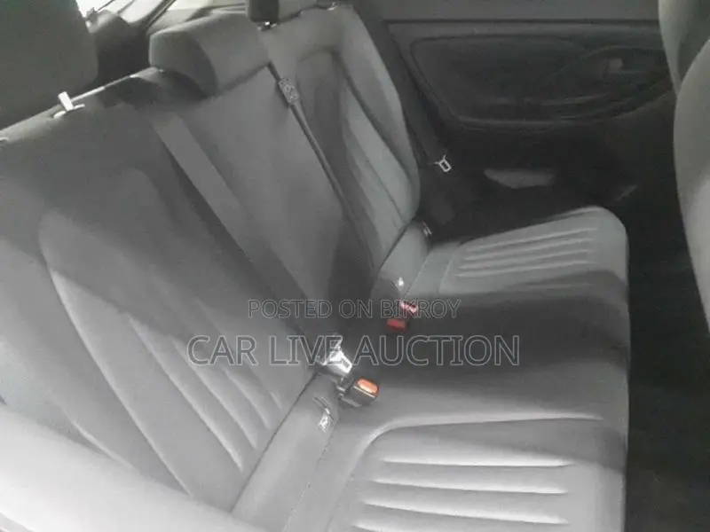 Toyota Yaris Cross hybrid 2021