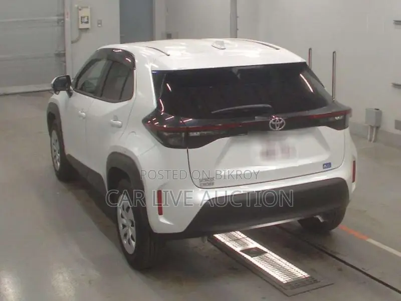 Toyota Yaris Cross hybrid 2021