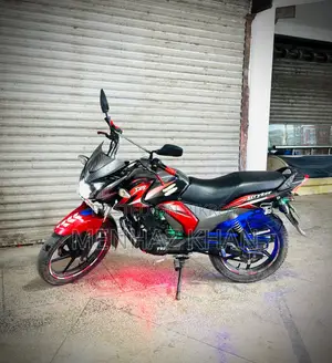 TVS Stryker 2019