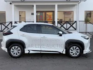 Toyota Yaris Cross Hybrid X 2021