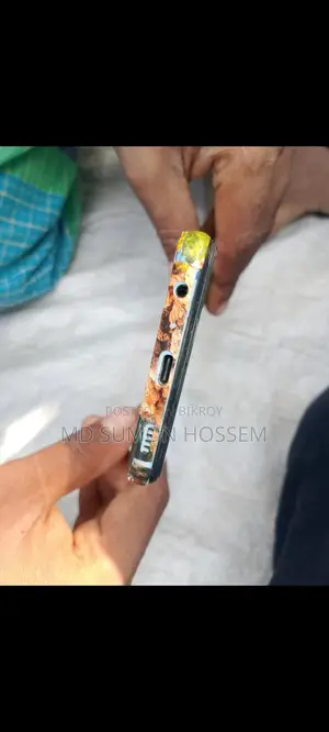 Samsung Galaxy A32 . (Used)