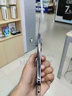 Vivo V50 lite (Used)