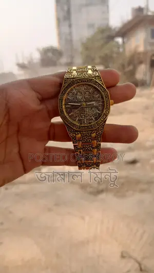 Analogue Watch for sale