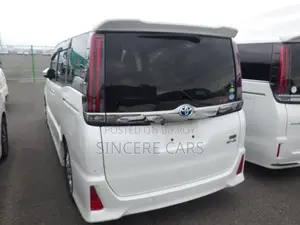 Toyota Noah SI WXB HYB 4POINT 2020