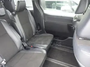 Toyota Noah SI WXB HYB 4POINT 2020