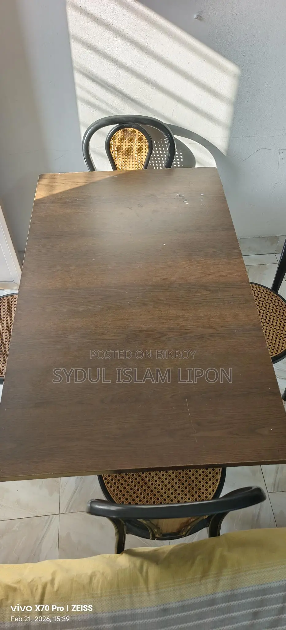 4 Chair RFL with Processed Wood Dining Table