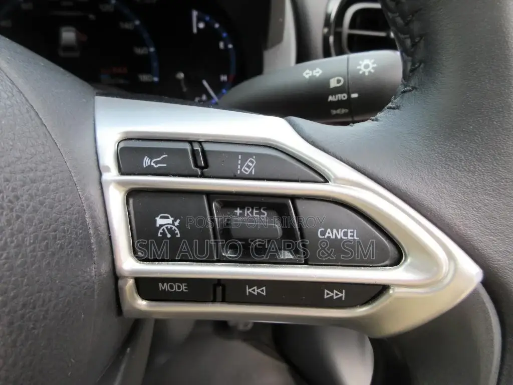 Toyota Yaris Cross Z Pearl 4.5 Point 2021