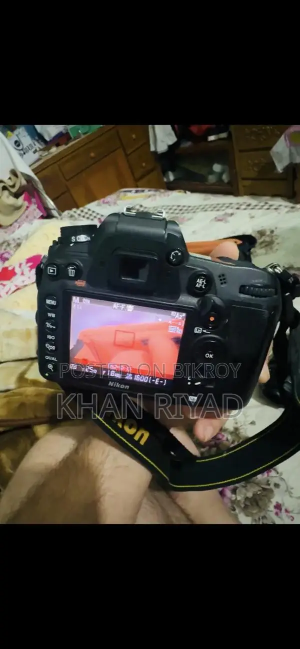 NIKON 7000d camera