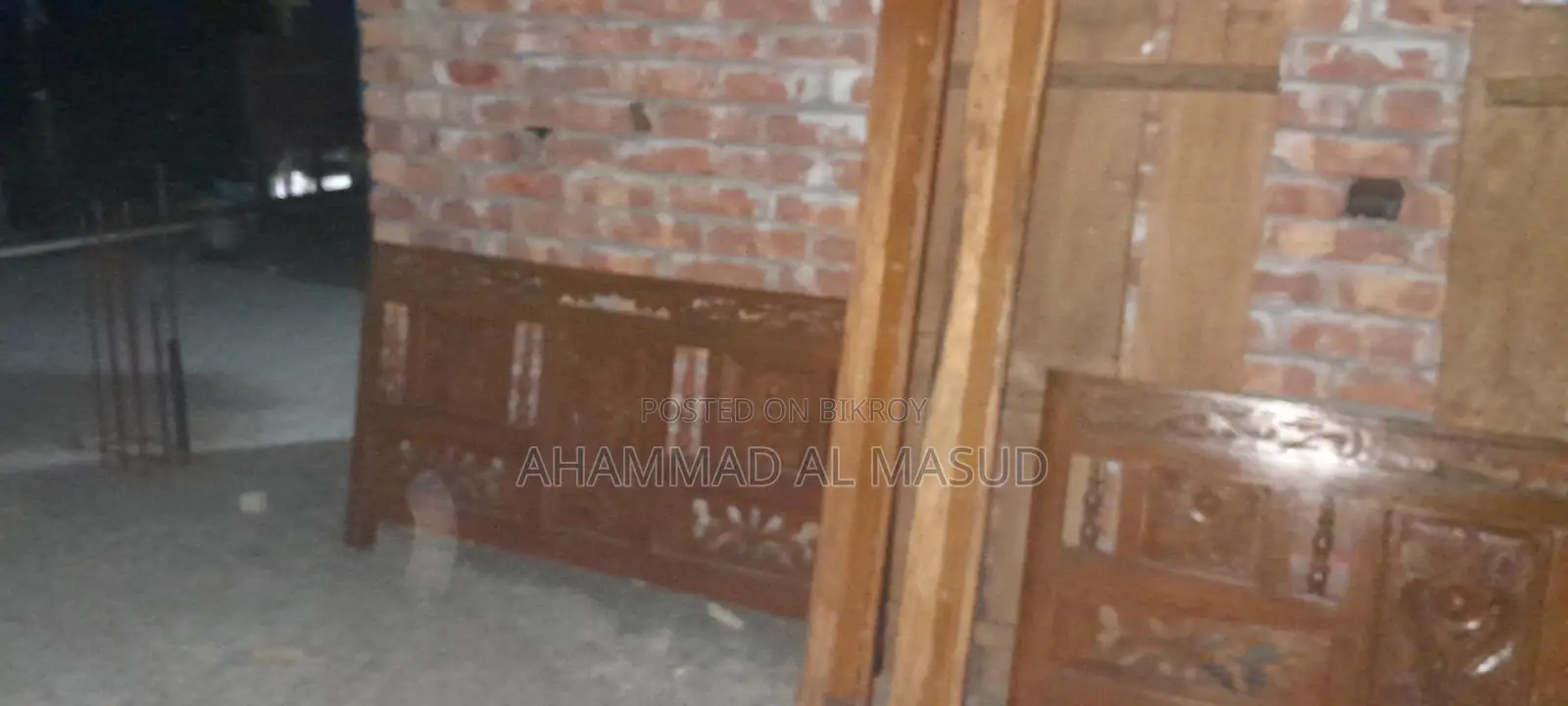 English bed made of local Neem wood.