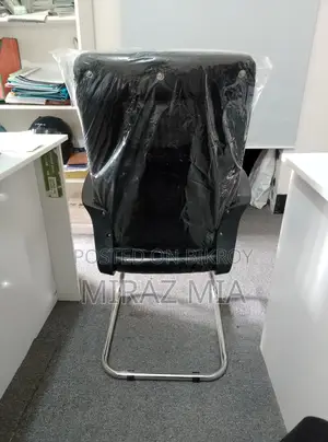 Premium Office Chair – Comfortable & Stylish