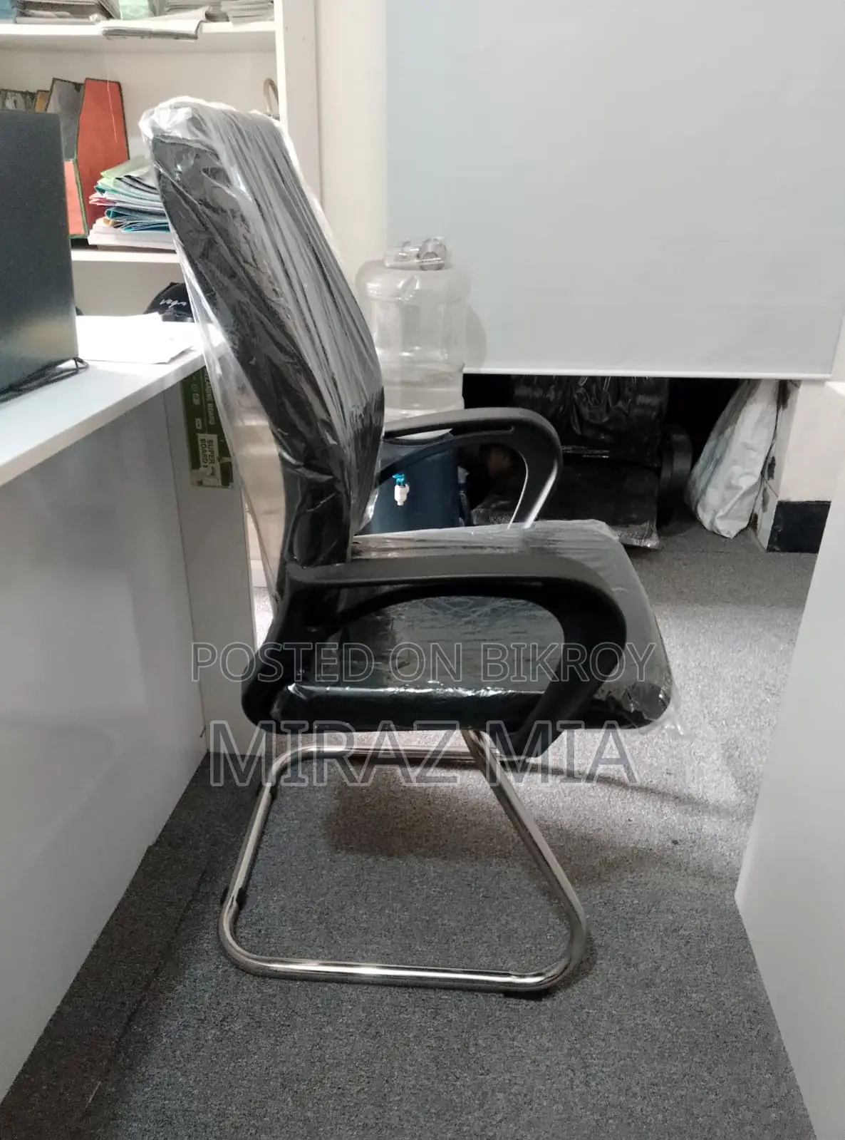 Premium Office Chair – Comfortable & Stylish